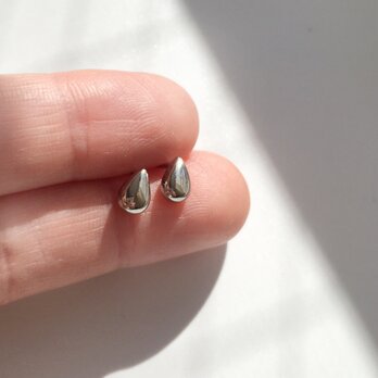 選べるプラチナPT900/K18YG 付けっぱなし定番 雫 ドロップペアシェイプ 毎日付けたい ピアス ギフト