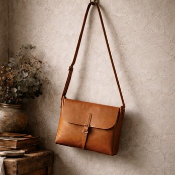 本革 スモールメールバッグ／レンガ ｜既製品とは少し違う、レトロな深み色の軽やかショルダー