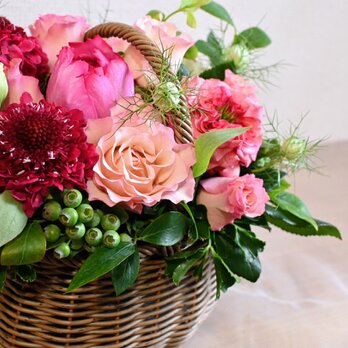 【生花】母の日ギフト2026　カゴアレンジメント