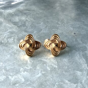 YA195-【 AVON 】エイボン・ヴィンテージイヤリング 1980's Gold Tone Knot Earrings