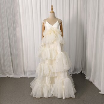 人気上昇！ウェディングドレス キャミソール シャンパン色 ラッフルフリル 可愛い 前撮り