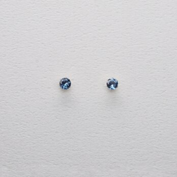 つけっぱなしOK! ロンドンブルートパーズ スタッドピアス 宝石質AAA サージカルステンレス 金属アレルギー スキンピアス