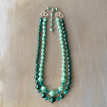 Vintage 60s-70s USA retro green pearl beads necklace