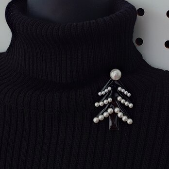 可愛いモノトーンのハンサムツリー