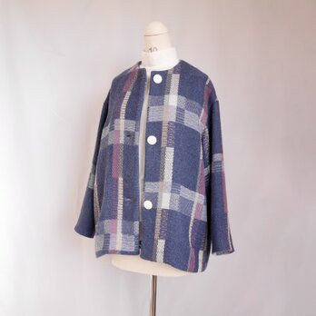 手織りのベビーアルパカのハーフコート　インディゴブルー