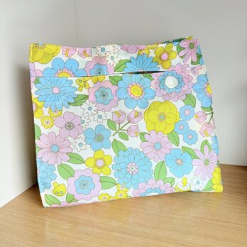 お弁当が傾かないエコバッグ・ナイロン製（レトロフラワー）