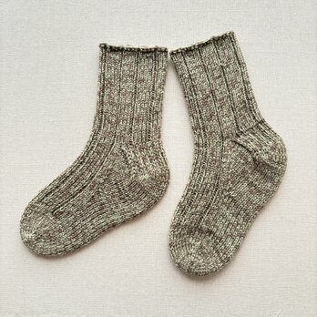 厚手の手編みの靴下　「coffee break」