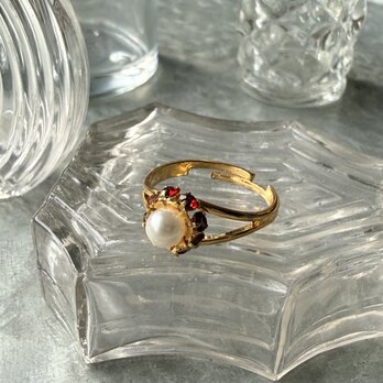 R413-ヴィンテージリング U.S.A. 1960〜70's Garnet Rhinestone Faux Pearl