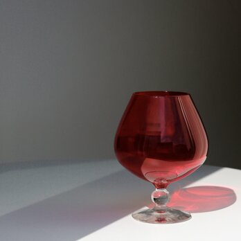 ベルギー製/ヴィンテージ / ゴブレット型フラワーベース / ルビーレッド