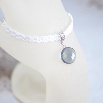 【受注製作】レジンアート　一粒の水滴とタティングレースとサテンリボンのブレスレット〈優しい影を残して〉