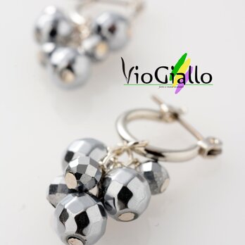 ヘマタイト(ラウンドカット)の粒々ピアス