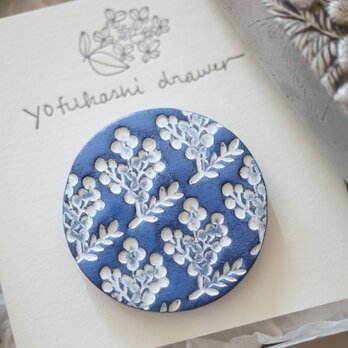 : : : 陶土の草花ブローチ : : : 1419