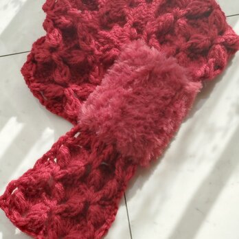 【お客様の声から生まれた】マフラー ファー ショート ループ バタフライ 花 柄 模様 赤 レッド ボルドー 手編み 編み物