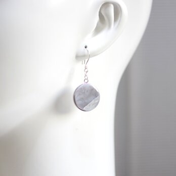 レジンアート　ラウンドピアス〈嵐の夜に〉