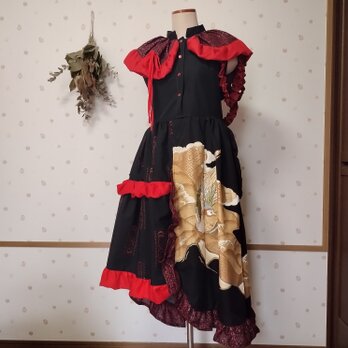 着物リメイク　目の前が赤く染まるワンピース