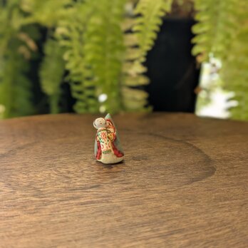 小さな小さなサンタクロース　28（こけし）