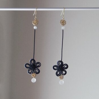 【新作】ピアス「囁ふくら」（黒×グレー）