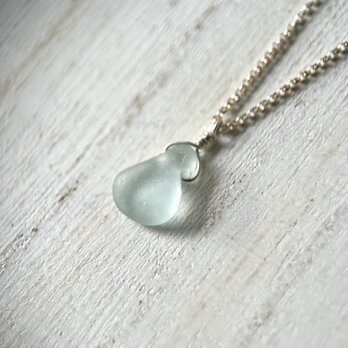 《Silver925》大人のさりげない水色シーグラスビーズの雫ブレスレット