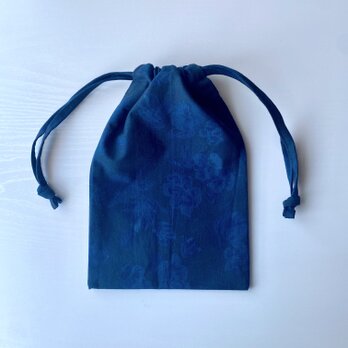 紺色のシンプルなきんちゃく袋