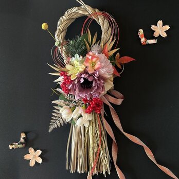 2026年☆お正月飾り★モーブピンクのダリアと杉綾リボンのしめ縄飾り　しめ飾り　モダンしめ縄　餅花　稲穂　南天　水引　ナチュラル