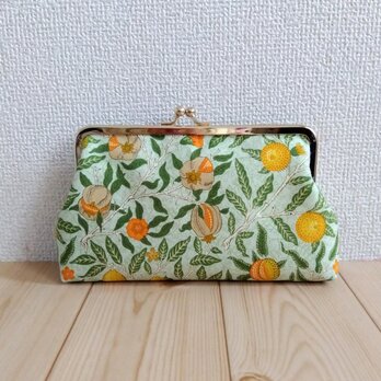 V&Aウィリアムモリス　お薬手帳・通帳ケース・がま口大きめポーチ　17cm口金　フルーツ　ペールグリーン　553