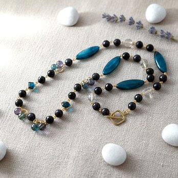 ブルーゴールドストーンとシェルのネックレス（N1332）