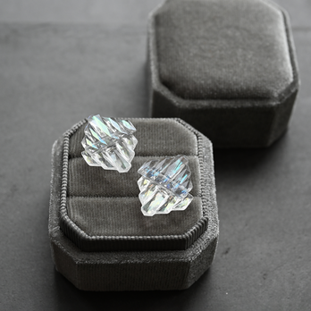 アール・デコヴィンテージガラスのピアス／イヤリング［氷河］pag062