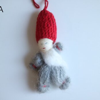 スウェーデンで見つけたトムテのオーナメントA No.6522