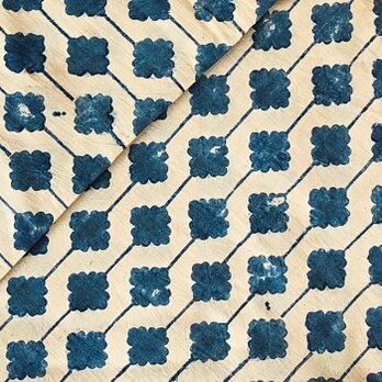 インド ブロックプリント生地 [50cm単位切売] アジュラック ラティス インディゴ アイボリー地 SA IF0421