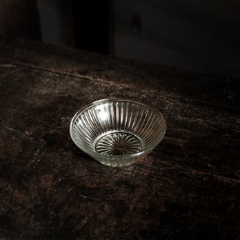 シンプルで素敵◆昭和前期　プレスガラス小鉢　古民家　古道具　昭和レトロ　antiques　丁寧な暮らしに。