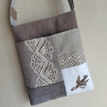 アンティークレース*クロスステッチ*スマホショルダー