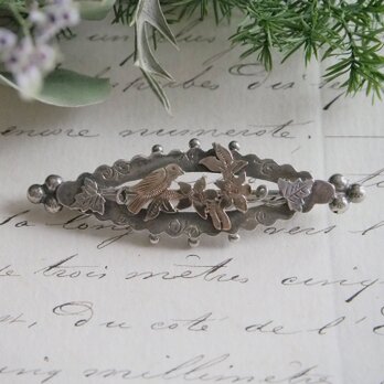 ヴィクトリア 花と鳥のブローチ