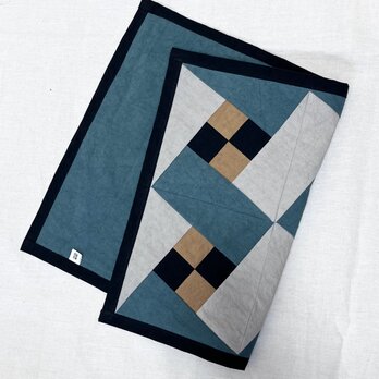 パッチワークのランチョンマット