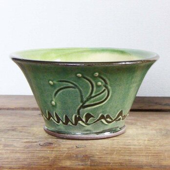 初雪の切立鉢（織部）