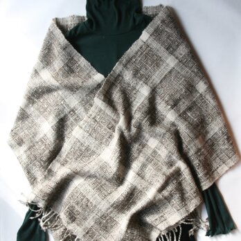 手紡ぎホームスパンショール（手織り）【シャドウ】