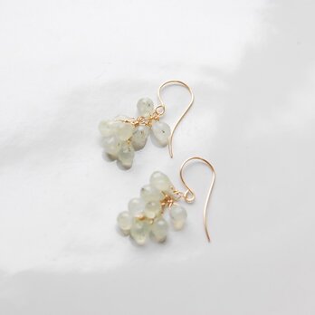 プレナイトの鈴なりのピアス　１４kgf