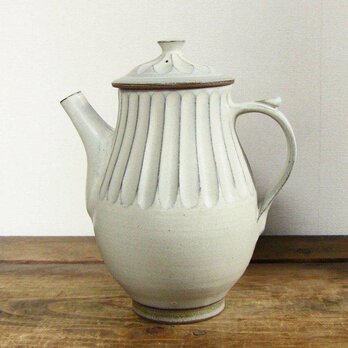 しのぎ手のティーポット 大（蘭越）