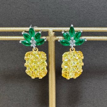 １日の気分が楽しく輝く日になる♡女っぷりアップ⤴揺れる♪パイナップルピアス