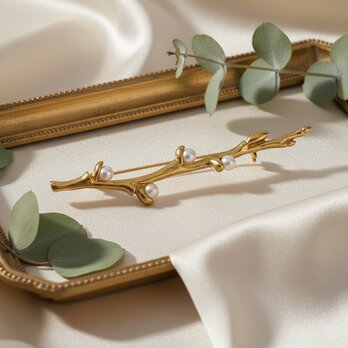 枝モチーフ パールブローチ ゴールド【ebro30】