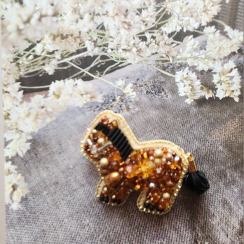 お馬さんのきらきらビーズブローチ