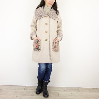 [予約販売] ウールモッサミルキーベージュ薔薇ファー2WAY襟クシュコート