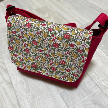 通園バッグ リバティA ①レッド ラセンビィコットン ショルダー 肩掛け