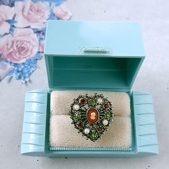 《Uncas》heart cameo faux pearl red lime green アンカス ヴィンテージリング