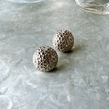 P736-ヴィンテージピアス U.S.A. 1980's Silver-tone Textured Dome