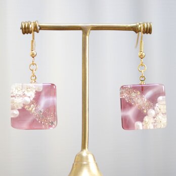 レジンアート　スクエアピアス〈爪先の記憶〉