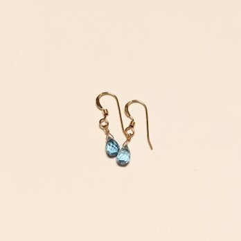 ロンドンブルートパーズのピアス