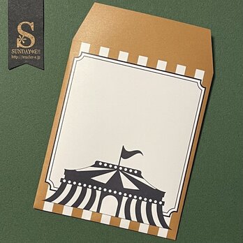 サーカス柄の小さな紙袋