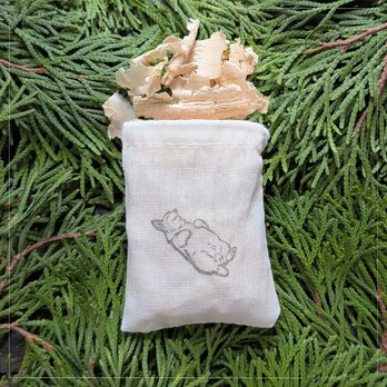 青森ひばサシェ〈コーギー〉ヘソ天 仰向け 肉球