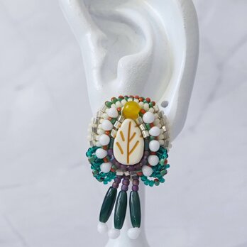 おしゃべりなピアス・イヤリング62｜ビーズ刺繍×フリンジ×大ぶり×選べる金具×一点物×サージカルステンレス