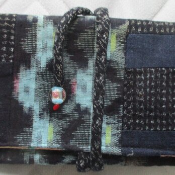 ８５７６　絣で作った和風財布・ポーチ